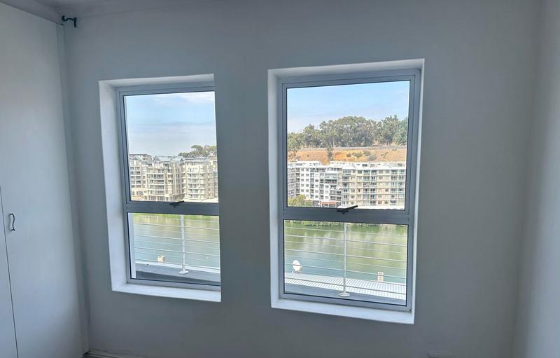 2 Bedroom Property for Sale in Tyger Waterfront Western Cape